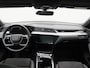 Audi E-tron 55 quattro S edition 95 kWh | Stoelverwarming | Panoramadak | Adaptive Cruise | Navigatie | Apple Carplay | Camera | 22 inch | 63.963 km!!