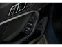 BMW 1-Serie 118i High Executive Edition | Model M Sport | Panoramadak | Harman Kardon surround sound system | Lederen bekleding | 19 inch lichtmetalen M wielen Dubbelspaak Bicolor |