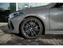 BMW 1-Serie 118i High Executive Edition | Model M Sport | Panoramadak | Harman Kardon surround sound system | Lederen bekleding | 19 inch lichtmetalen M wielen Dubbelspaak Bicolor |