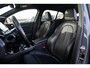 BMW 1-Serie 118i High Executive Edition | Model M Sport | Panoramadak | Harman Kardon surround sound system | Lederen bekleding | 19 inch lichtmetalen M wielen Dubbelspaak Bicolor |