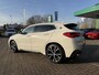 BMW X2 sDrive20i High Executive AUTOMAAT | LEDER | DODEHOEK DETECTIE | ACHTERUIT RIJ CAMERA | SPORT STOELEN| KEYLESS ENTRY/GO|NAVIGATIE | BI- XENON KOPLAMPEN | STOEL VERWARMING |
