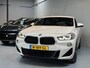 BMW X2 sDrive20i High Executive AUTOMAAT | LEDER | DODEHOEK DETECTIE | ACHTERUIT RIJ CAMERA | SPORT STOELEN| KEYLESS ENTRY/GO|NAVIGATIE | BI- XENON KOPLAMPEN | STOEL VERWARMING |