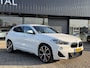 BMW X2 sDrive20i High Executive AUTOMAAT | LEDER | DODEHOEK DETECTIE | ACHTERUIT RIJ CAMERA | SPORT STOELEN| KEYLESS ENTRY/GO|NAVIGATIE | BI- XENON KOPLAMPEN | STOEL VERWARMING |