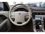 Volvo S80 2.5 T Momentum automaat Nieuwstaat Leder Afneembare trekhaak Pdc. Etc.