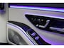 Mercedes-Benz S-klasse 580 e 4MATIC Lang AMG Line | Airmatic | Achterasbesturing | Distronic+ | Chauffeurspakket | Zonweringpakket | Massage | Stoelventilatie | MBUX Tablet | Vlakkenverwarming | Soft-Close |