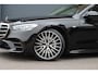Mercedes-Benz S-klasse 580 e 4MATIC Lang AMG Line | Airmatic | Achterasbesturing | Distronic+ | Chauffeurspakket | Zonweringpakket | Massage | Stoelventilatie | MBUX Tablet | Vlakkenverwarming | Soft-Close |