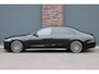 Mercedes-Benz S-klasse 580 e 4MATIC Lang AMG Line | Airmatic | Achterasbesturing | Distronic+ | Chauffeurspakket | Zonweringpakket | Massage | Stoelventilatie | MBUX Tablet | Vlakkenverwarming | Soft-Close |