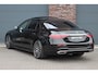 Mercedes-Benz S-klasse 580 e 4MATIC Lang AMG Line | Airmatic | Achterasbesturing | Distronic+ | Chauffeurspakket | Zonweringpakket | Massage | Stoelventilatie | MBUX Tablet | Vlakkenverwarming | Soft-Close |