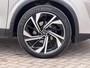 Nissan Qashqai 1.3 MHEV Xtronic Tekna Plus / Panoramadak / HUD / 360 Camera / Lederen Bekleding / Elektr Stoelen met Massage / Dodehoek Detectie / BOSE / Stoel & Stuurwielverwarming / Elektr. Achterklep /
