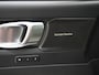 Volvo XC40 1.5 T5 Plug-in hybrid Ultimate Dark | Panoramadak | Pilot Assist | Harman/Kardon | Leder | Keyless | 360 | BLIS | Carplay