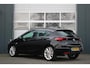 Opel Astra 1.6 Innovation 200pk Camera/Stoel&Stuurverwarming/Keyless/LED/Lane.Assist/Dodehoek/Massage/Leder/Carplay/18"LM/Trekhaak