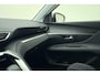 Peugeot 3008 1.2 PureTech Blue Lease Executive 130pk | Navigatie | Trekhaak | Climate Control | Parkeerhulp achter | 1.400 Trekgewicht | Apple Carplay - Android Auto