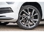 Skoda Karoq 1.5 TSI ACT Sportline Business | Trekhaak | Adapt. Cruise | CANTON | Camera | 19" | Winterpakket
