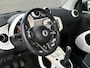smart Fortwo 1.0 71pk Prime | All Season Banden | Panorama Dak | Stoelverwarming | Cruise Control | Climate Control |