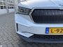 Skoda Enyaq iV 80 First Edition Lederen interieur / Camera / Trekhaak / El verstelbare zetel / Navigatie / Stuurverwarming