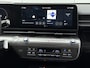 Hyundai Kona Electric Comfort Smart 65.4 kWh / 19 Inch / Stoel- & Stuurverwarming / Achteruitrijcamera / V2L /