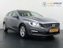 Volvo V60 2.0 D2 Momentum Business Nieuwe APK | Schuifdak | Trekhaak | Automaat