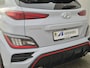 Hyundai Kona 2.0 T-GDI N Performance 280pk DCT8 Automaat / Fabrieksgarantie tot 06-2028 / Dealer onderhouden / Trekgewicht 1600 kg / Head Up Display / Glazen schuif- en kanteldak / Stuur-, Stoel en Achterbank verwarming /