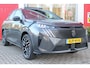 Peugeot 3008 1.2 Hybrid 145PK GT | PANORAMISCH SCHUIF / KANTELDAK | ELEKTRISCH BEDIENBARE ACHTERKLEP | AFNEEMBARE TREKHAAK | NAVIGATIE | FOCAL PREMIUM AUDIO SYSTEEM | DRAADLOZE APPLE CARPLAY/ANDROID AUTO | DRAADLOOS LADEN | SFEER VERLICHTING | ACHTERUITRIJ CAMERA | PARKEERSENSOREN VOOR EN ACHTER | FULL LED KOPLAMPEN | KEYLESS ENTRY/START | ADAPTIVE CRUISE CONTROL | STOEL/STUUR VERWARMING | LICHTMETALEN VELGEN 19" | DODEHOEK DETECTIE |