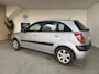 Kia Rio 1.4 X-pect Airco, LMV Rijdt echt super.
