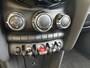 MINI One 5-Deurs 1.5 Essential 90PK 5 Deurs met Navigatie -Zwarte velgen - Cruise Controle