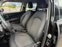 MINI One 5-Deurs 1.5 Essential 90PK 5 Deurs met Navigatie -Zwarte velgen - Cruise Controle