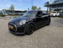 MINI One 5-Deurs 1.5 Essential 90PK 5 Deurs met Navigatie -Zwarte velgen - Cruise Controle