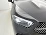 Mercedes-Benz A-klasse 250 e Business Solution AMG | Panoramaschuifdak | Stoelverwarming | Multibeam LED | Smartphone integratie | Sfeerverlichting 64 kleuren | Extra USB-poorten |