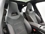 Mercedes-Benz A-klasse 250 e Business Solution AMG | Panoramaschuifdak | Stoelverwarming | Multibeam LED | Smartphone integratie | Sfeerverlichting 64 kleuren | Extra USB-poorten |