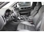 Porsche Cayenne 3.0 E-Hybrid / Sport-Chrono / Sport-Design / Luchtvering / Bose / Panorama / Vol Opties / NIEUWSTAAT