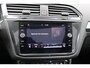 Volkswagen Tiguan 1.4 TSI Comfortline Business | Schuif/kanteldak | Adapt. Cruise | Trekhaak | Verw. Voorstoelen | DAB | 20" LMV |