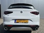 Alfa Romeo Stelvio 2.0 T 280 Pk AWD First Edition Xenon Navigatie Camera Elek Stoelen Leder Stoel + Stuurverwarming 19 inch Velgen DAB Super nette staat en lage kilometerstand !