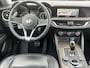 Alfa Romeo Stelvio 2.0 T 280 Pk AWD First Edition Xenon Navigatie Camera Elek Stoelen Leder Stoel + Stuurverwarming 19 inch Velgen DAB