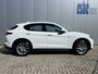 Alfa Romeo Stelvio 2.0 T 280 Pk AWD First Edition Xenon Navigatie Camera Elek Stoelen Leder Stoel + Stuurverwarming 19 inch Velgen DAB Super nette staat en lage kilometerstand !