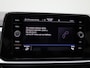 Volkswagen T-Roc 1.0 TSI Life | Apple Carplay / Android Auto | Climate Control | Parkeersensoren | Achteruitrijcamera Trekhaak |