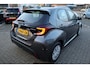 Toyota Yaris 1.5 Hybrid BUSINESS STOELVERW. DODEHOEKDETECTIE  PARK-SENSOREN AD-CRUISE CAMERA KEYLESS
