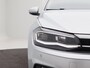 Volkswagen Polo 1.0 TSi Automaat Highline | Panoramadak | Adaptive Cruise | Climate Control | Parkeersensoren | Trekhaak | Carplay | 16 Inch | 69.834 Km!!