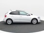 Volkswagen Polo 1.0 TSi Automaat Highline | Panoramadak | Adaptive Cruise | Climate Control | Parkeersensoren | Trekhaak | Carplay | 16 Inch | 69.834 Km!!