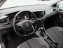 Volkswagen Polo 1.0 TSi Automaat Highline | Panoramadak | Adaptive Cruise | Climate Control | Parkeersensoren | Trekhaak | Carplay | 16 Inch | 69.834 Km!!