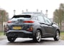 Hyundai Kona 1.0T ESSENSE | PLUS PACK | NL-AUTO! | CAMERA | ALL SEASON | NAVI | CLIMA | CRUISE | PARKEERSENSOREN | APPLE CARPLAY & ANDROID AUTO | VOLLEDIG ONDERHOUDEN!