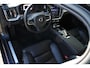 Volvo V60 T6 Plug-in hybrid AWD Plus Bright | Moritz leder Charcoal bekleding | Dealeronderhouden | Long Range | Getinte ramen achter | 19" 5-Triple Spaaks Black / Diamond Cut velgen | Intellisafe Assist | Google Maps | Google Assistant | Camera achter | Elektrisch verstelbare voorstoelen met geheugen |Intellisafe Surround | Verwarmbare voorstoelen | Preconditioning met timer | Verwarmbare achterbank | Adaptive Cruise control | Pilot Assist | Verwarmbaar stuurwiel | Blis | Verlichtingspack 2 |