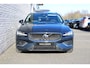 Volvo V60 T6 Plug-in hybrid AWD Plus Bright | Moritz leder Charcoal bekleding | Dealeronderhouden | Long Range | Getinte ramen achter | 19" 5-Triple Spaaks Black / Diamond Cut velgen | Intellisafe Assist | Google Maps | Google Assistant | Camera achter | Elektrisch verstelbare voorstoelen met geheugen |Intellisafe Surround | Verwarmbare voorstoelen | Preconditioning met timer | Verwarmbare achterbank | Adaptive Cruise control | Pilot Assist | Verwarmbaar stuurwiel | Blis | Verlichtingspack 2 |