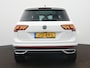 Volkswagen Tiguan 1.4 TSI eHybrid Elegance Panoramisch schuif-/kanteldak - IQ light - ACC - Navigatie - Camera