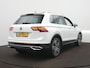 Volkswagen Tiguan 1.4 TSI eHybrid Elegance Panoramisch schuif-/kanteldak - IQ light - ACC - Navigatie - Camera