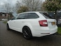 Skoda Octavia Combi 1.0 TSI Greentech 115pk Sport Business Navigatie Multi Media Trekhaak