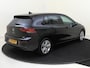 Volkswagen Golf 1.0 eTSI Life | Adaptieve cruise control | CarPlay | Parkeersensoren | Draadloze telefoonlader | Bluetooth | Getint glas | Sfeerverlichting |