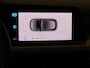 Volkswagen Golf 1.0 eTSI Life | Adaptieve cruise control | CarPlay | Parkeersensoren | Draadloze telefoonlader | Bluetooth | Getint glas | Sfeerverlichting |