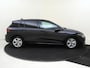 Volkswagen Golf 1.0 eTSI Life | Adaptieve cruise control | CarPlay | Parkeersensoren | Draadloze telefoonlader | Bluetooth | Getint glas | Sfeerverlichting |