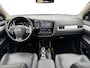 Mitsubishi Outlander 2.0 PHEV Instyle |Achteruitrijcamera| Trekhaak| voorstoelen verwarmd| 12 maanden Bovag Garantie