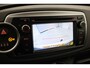 Toyota Yaris 1.3 VVT-i Dynamic | Origineel NL | Trekhaak | Navigatie | Leder | Keyless | Stoelverwarming | Cruise Control | Clima | Camera | Premium audio | 16 inch | Bluetooth